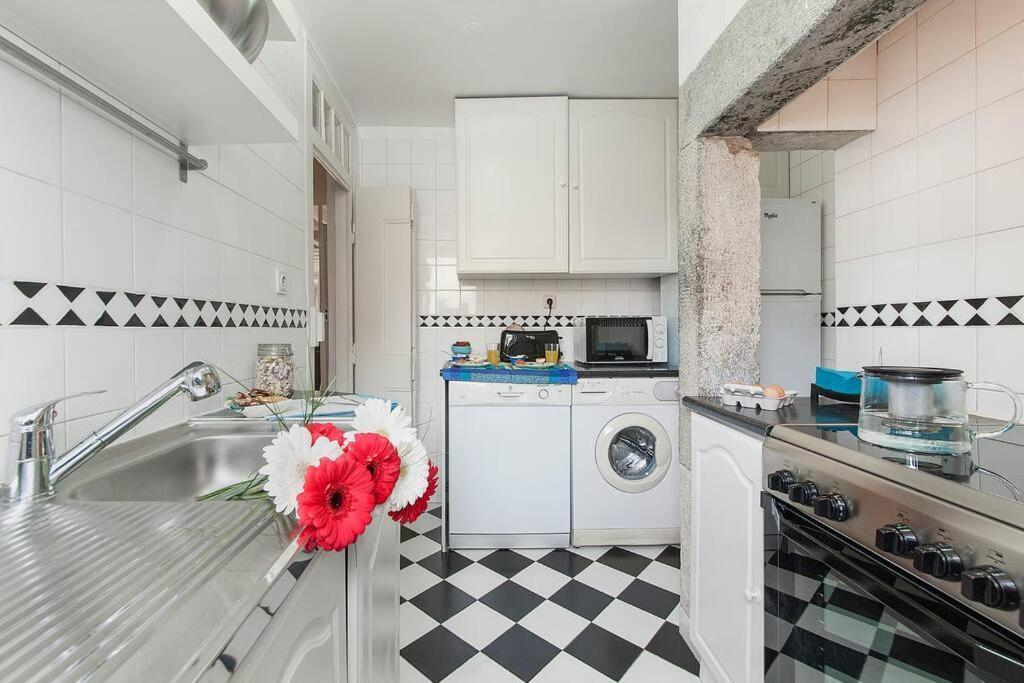 Charming 2 Bedroom Apartment Avenida Da Liberdade Lisboa Dış mekan fotoğraf